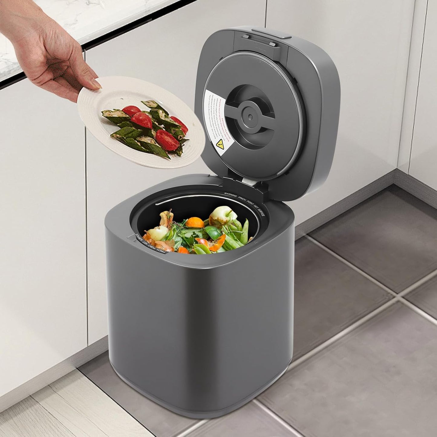 Electric Waste Kitchen Composter, 2.5L Foodcycler Eco-Friendly Electric Kitchen Compost,Three Working Modes Composting Machine for Apartment Countertop for Home (Black)